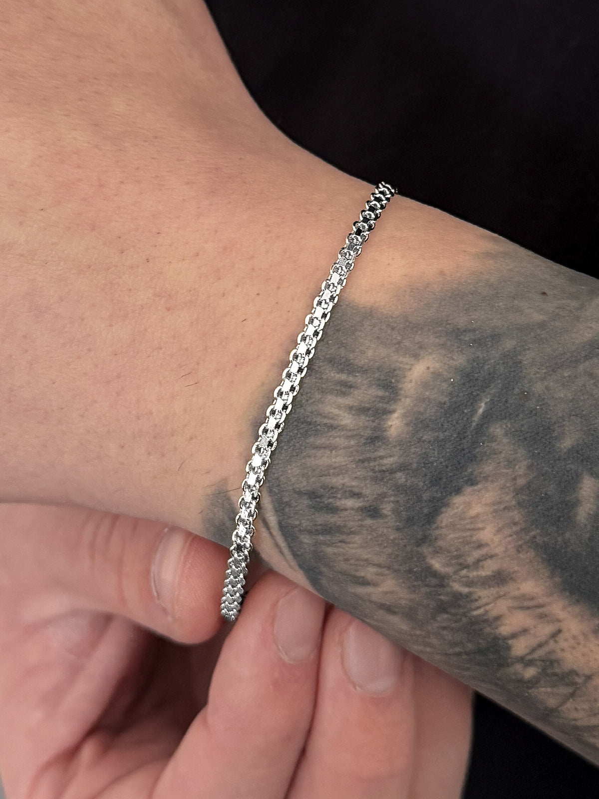 Pulseira Cadeado Duplo 3mm Banhada a Ouro Branco
