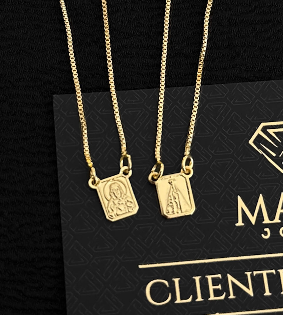 Escapulário Plaquinha Mini Nossa Senhora e Sagrado Coração Banhado a Ouro 18k