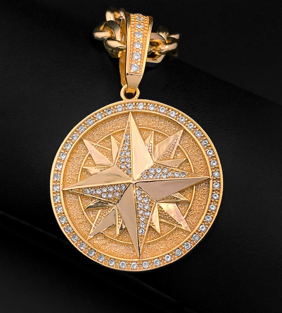 Pingente Rosa dos Ventos Cravejado em Zircônias 5x4cm Banhado a Ouro 18k