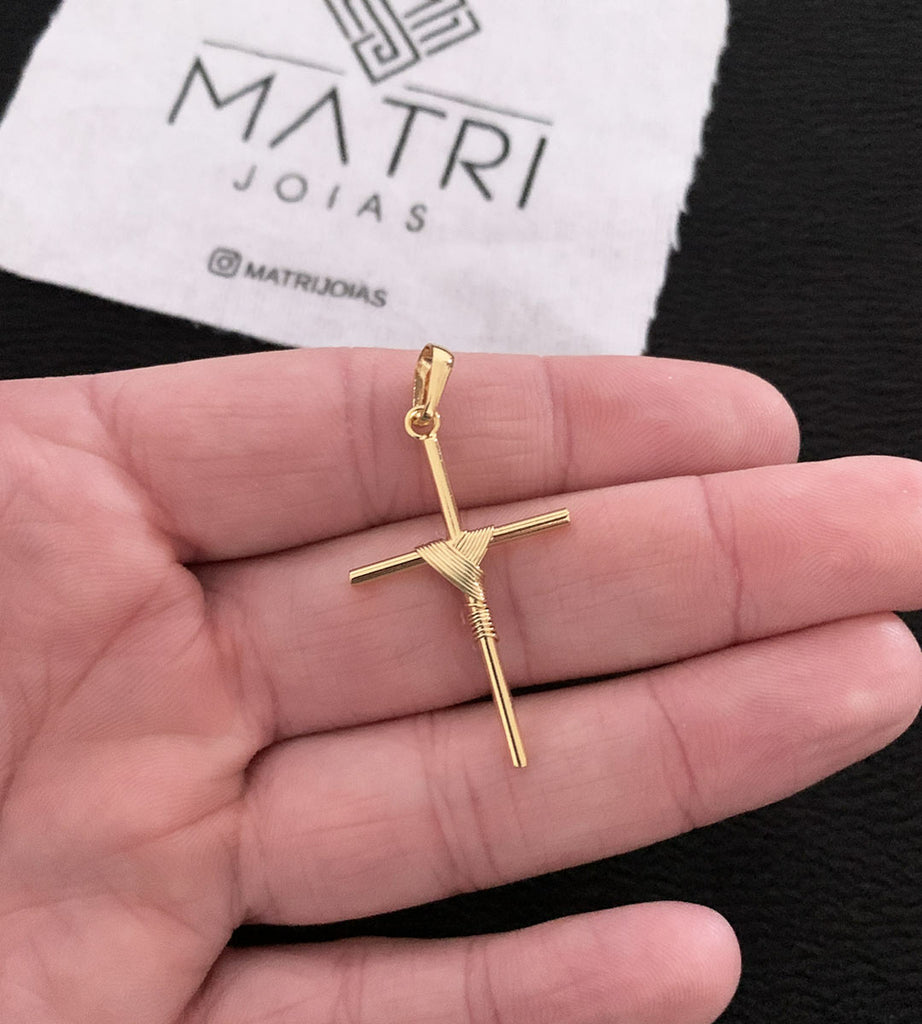 Pingente Cruz Amarrada Banhado a Ouro 18k