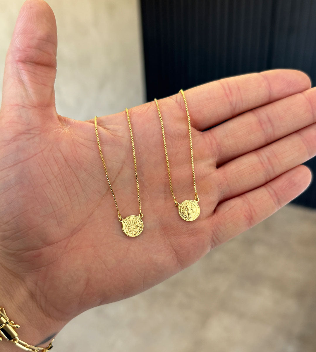 Escapulário Veneziana São Bento Banhado a Ouro 18k