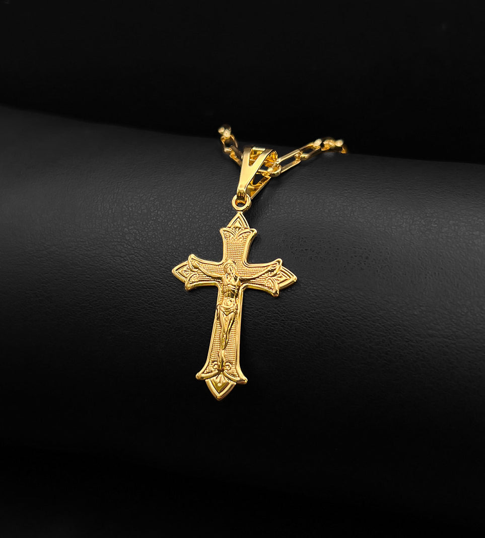 Pingente Cruz Vitoriana com Cristo 3x2cm Banhado a Ouro 18k
