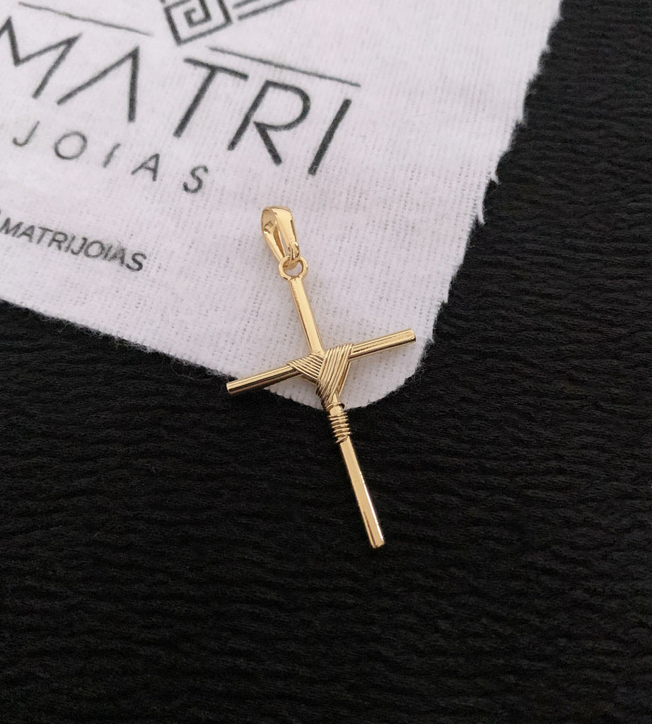 Pingente Cruz Amarrada Banhado a Ouro 18k