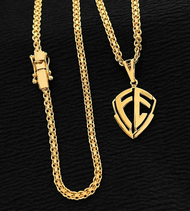 Corrente Cadeado Duplo 4mm + Pingente Escudo Fé Vazado Pequeno 4x2cm Banhada a Ouro 18k