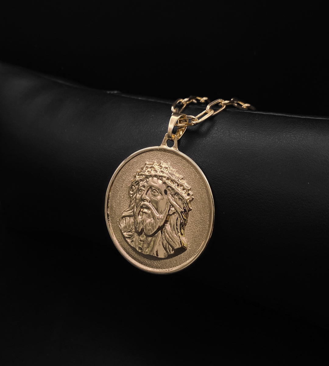 Pingente Medalha Face de Cristo em Relevo 5x4cm Banhado a Ouro 18k