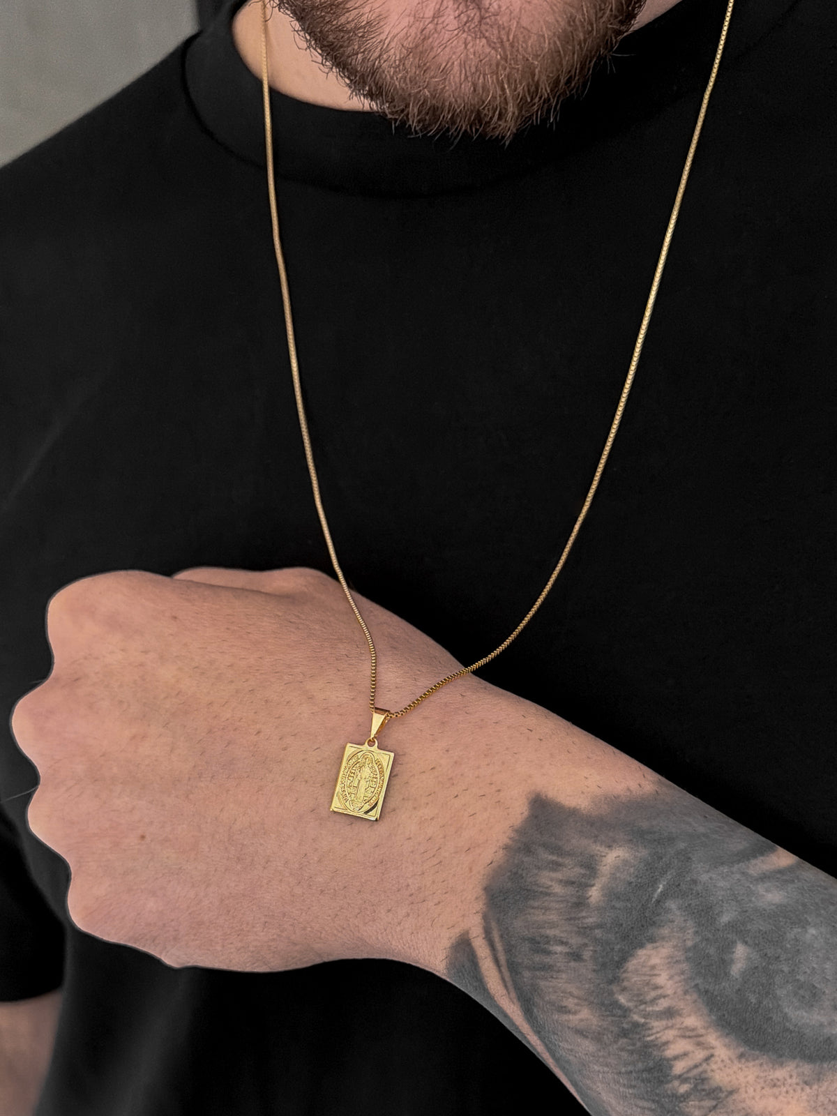 Corrente Veneziana com Pingente Plaquinha São Bento Banhada a Ouro 18k, foto 3