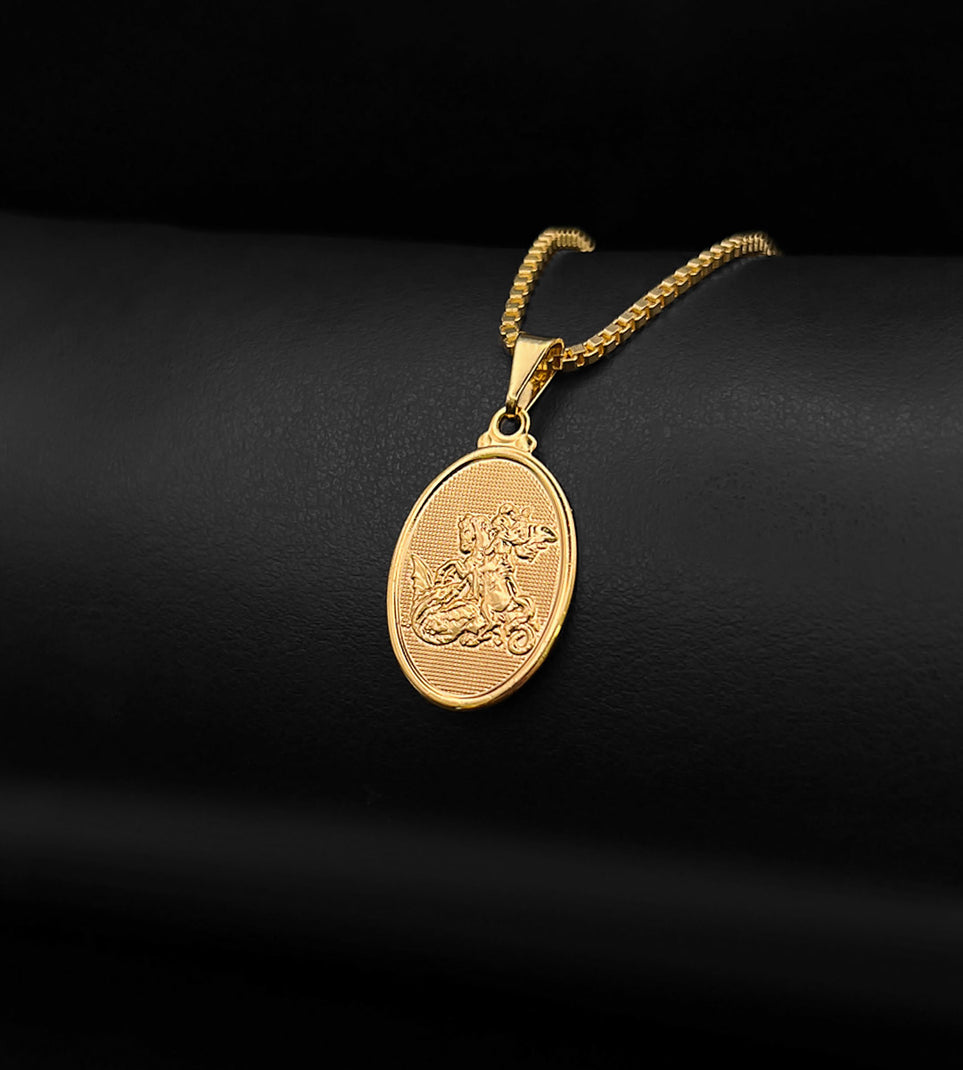Pingente São Jorge Oval em Relevo 2x1cm Banhado a Ouro 18k