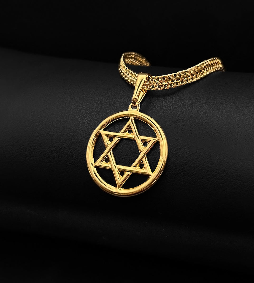Pingente Medalha Estrela de Davi Vazada 2,5x2,5cm Banhado a Ouro 18k