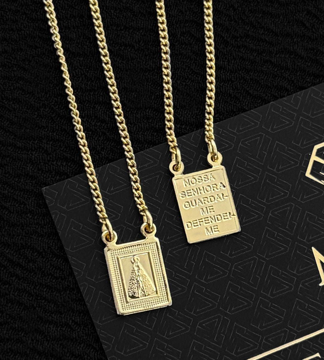 Escapulário Grumet Nossa Senhora Aparecida Mini Banhado a Ouro 18k