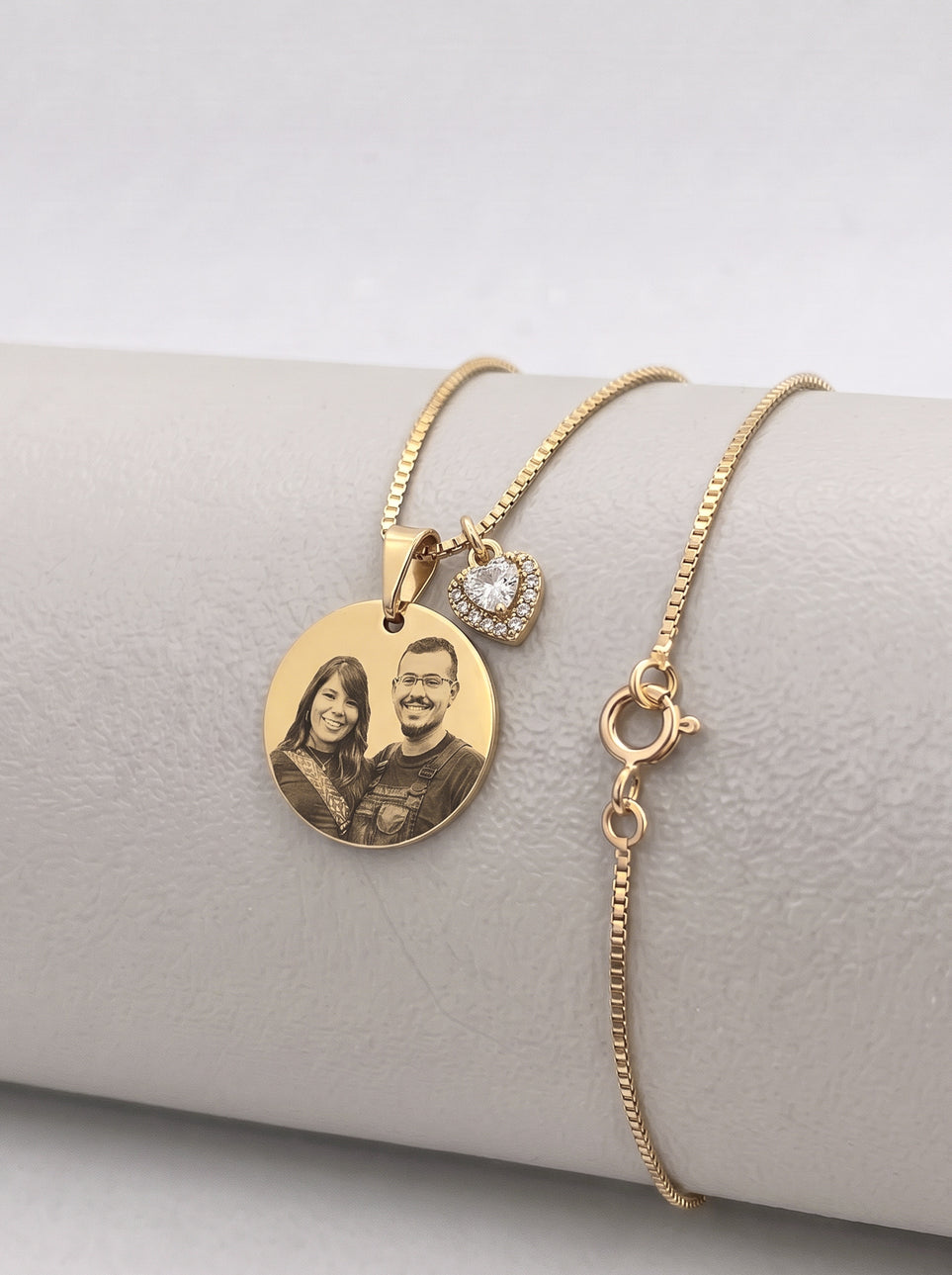 Corrente Veneziana 1mm com Pingente Redondo Mini e Coração Personalizável Banhada a Ouro 18k