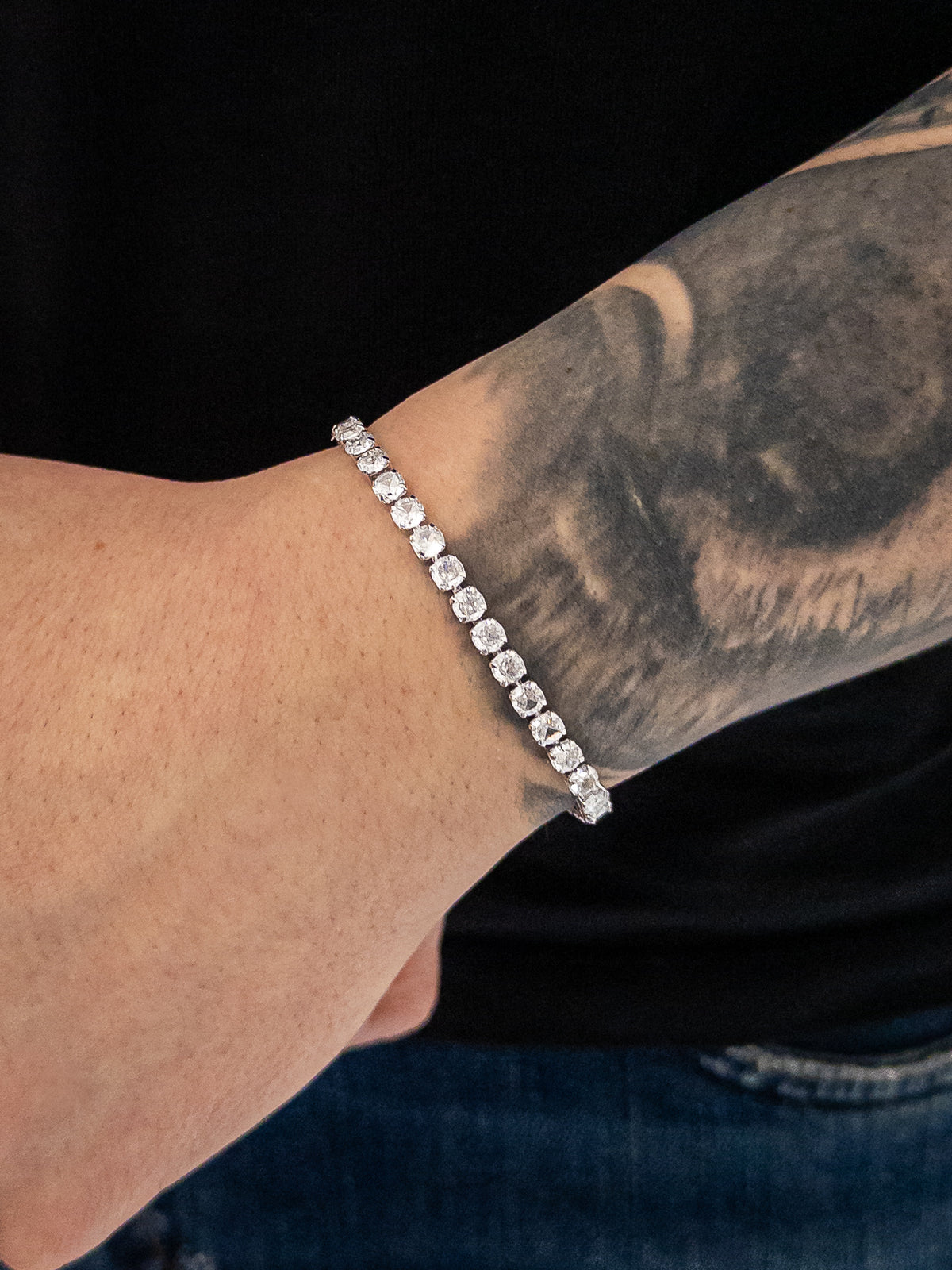 Pulseira Riviera Cravejada 4mm Banhada a Ouro Branco