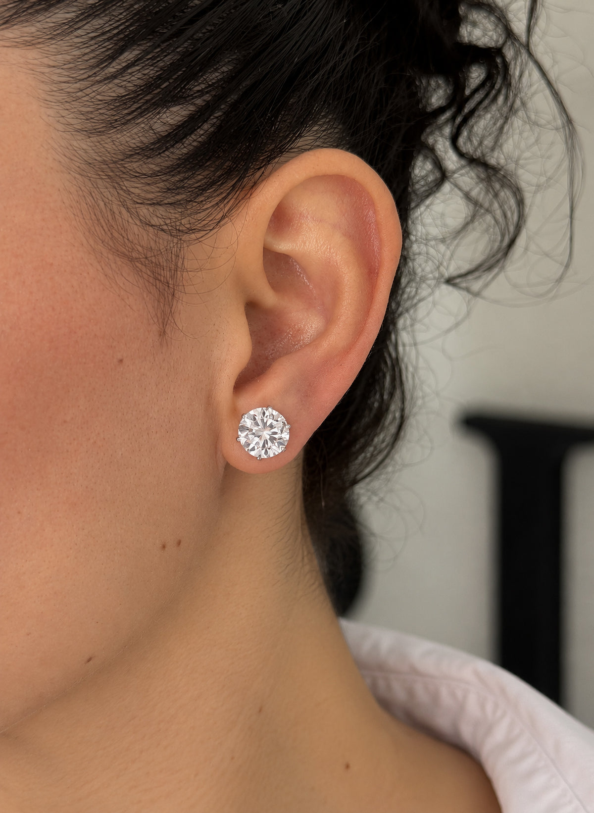 Brinco Zircônia 10mm Banhado a Ouro Branco