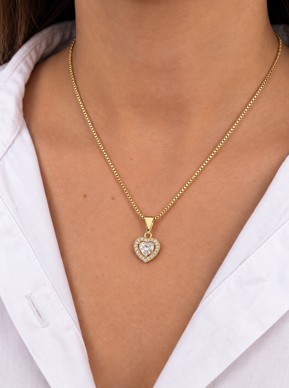 Colar Veneziana 1mm com Pingente Coração com Arco Zircônia Banhado a Ouro 18k