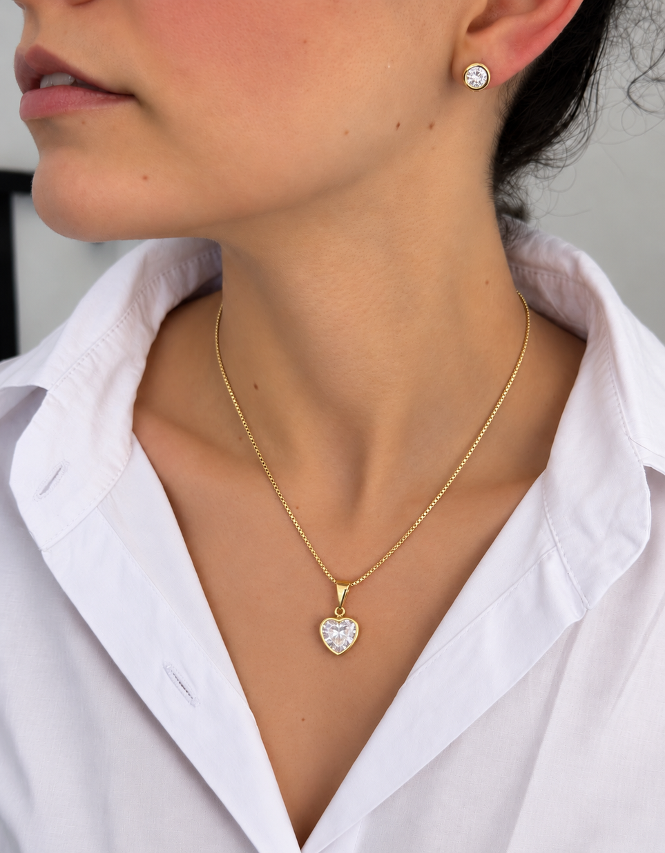 Conjunto Feminino Colar e Brinco Ponto de Luz Banhado a Ouro 18k