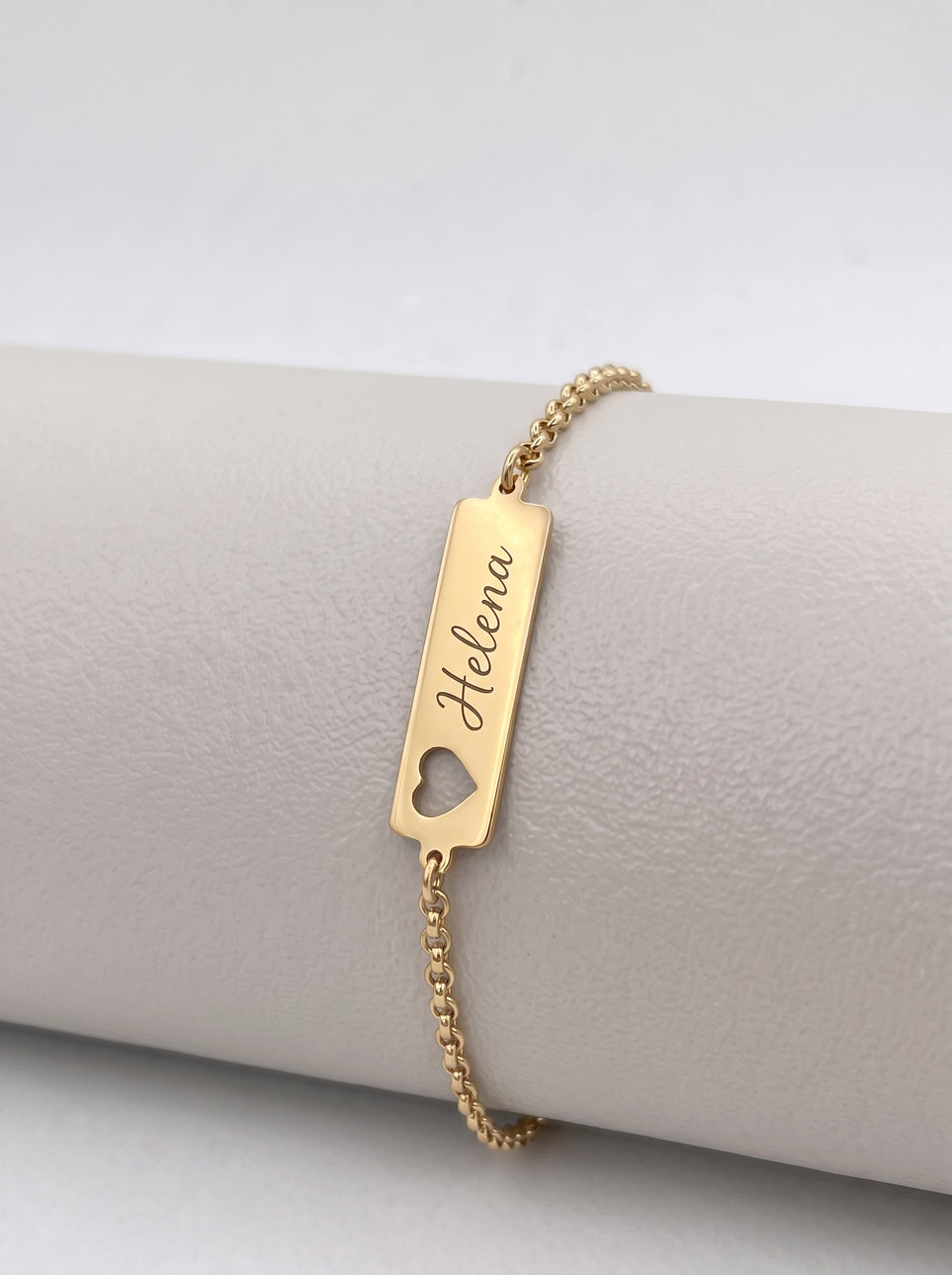 Pulseira Chapinha Coração Vazado Personalizável Banhada a Ouro 18k