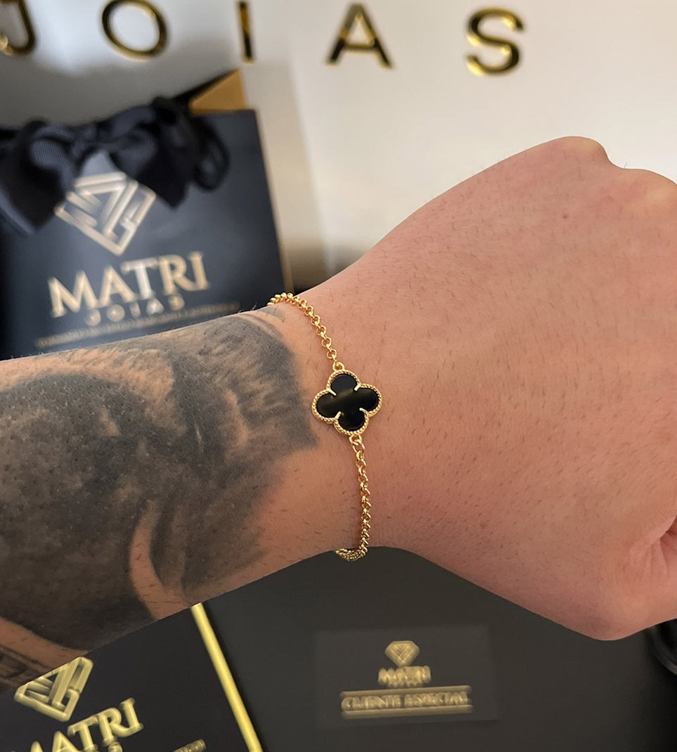 Pulseira Trevo Preto Unique Banhada a Ouro 18k