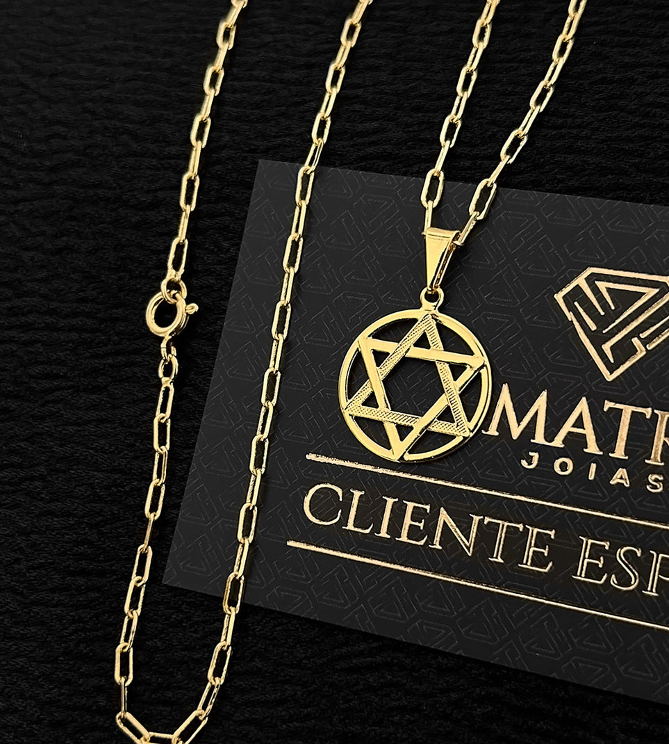 Corrente Cadeado Laminado 2mm + Pingente Estrela de Davi Pequeno Banhada a Ouro 18k