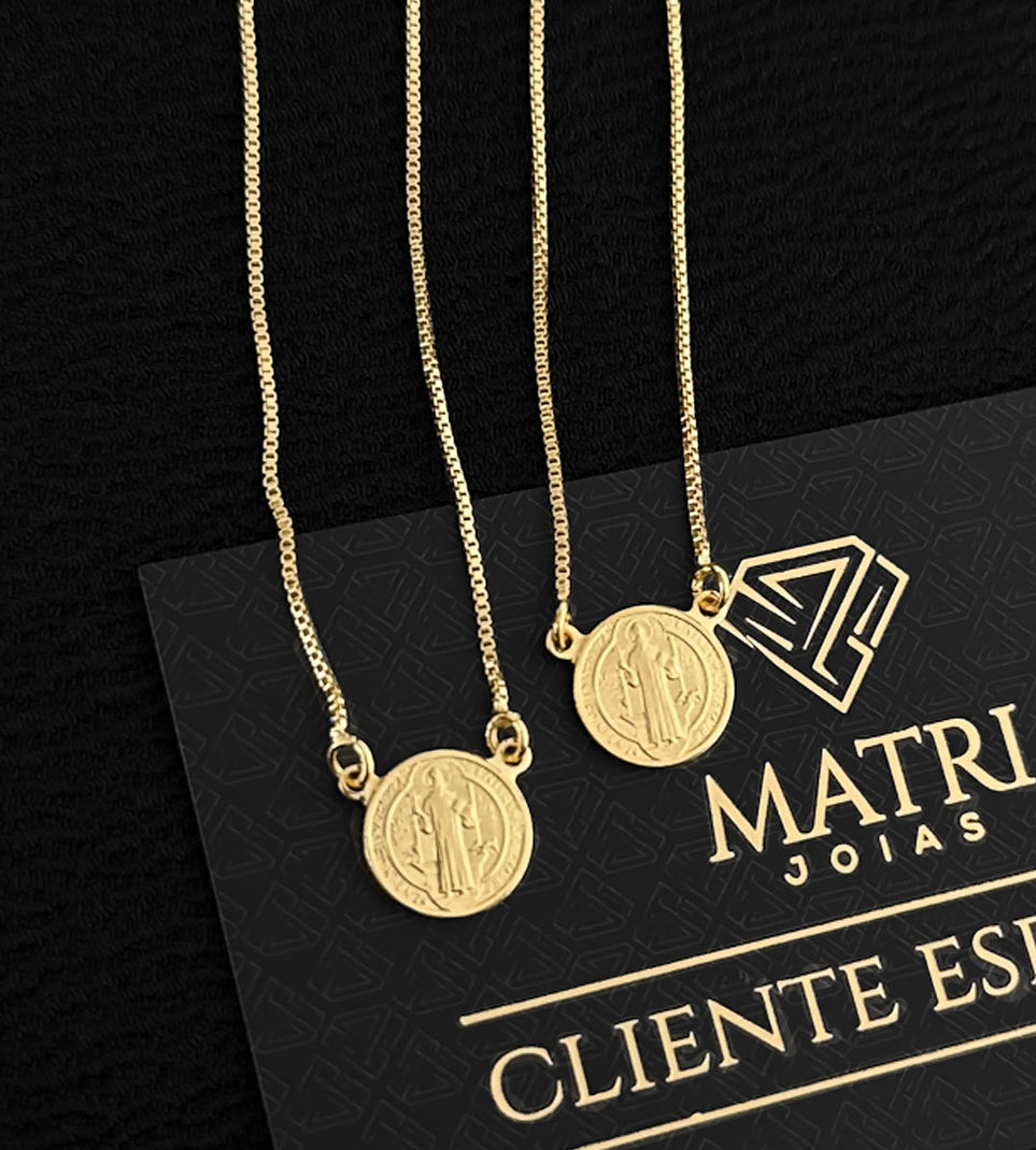 Escapulário Veneziana São Bento Banhado a Ouro 18k