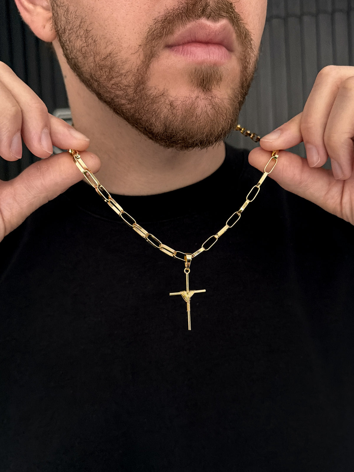 Corrente Tijolinho 4mm com Pingente Cruz Amarrada Banhada a Ouro 18k, foto 5