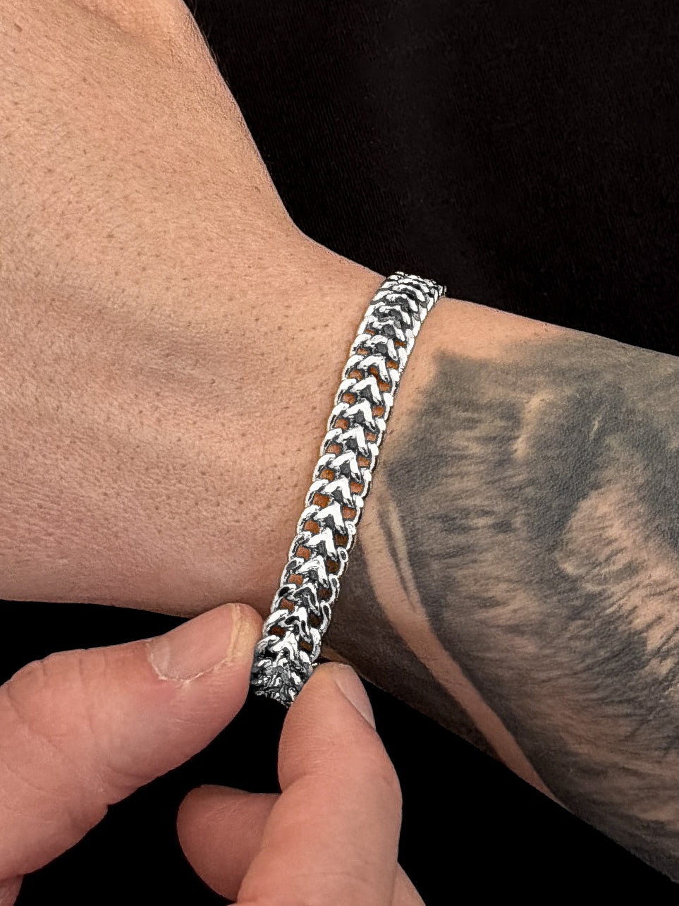 Pulseira Grumet Lacraia 9mm Banhada a Ouro Branco