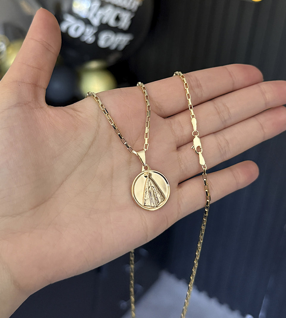 Corrente Elo Vazado Cubinho 2mm + Pingente Nossa Senhora em Relevo 2x2cm Banhada a Ouro 18k