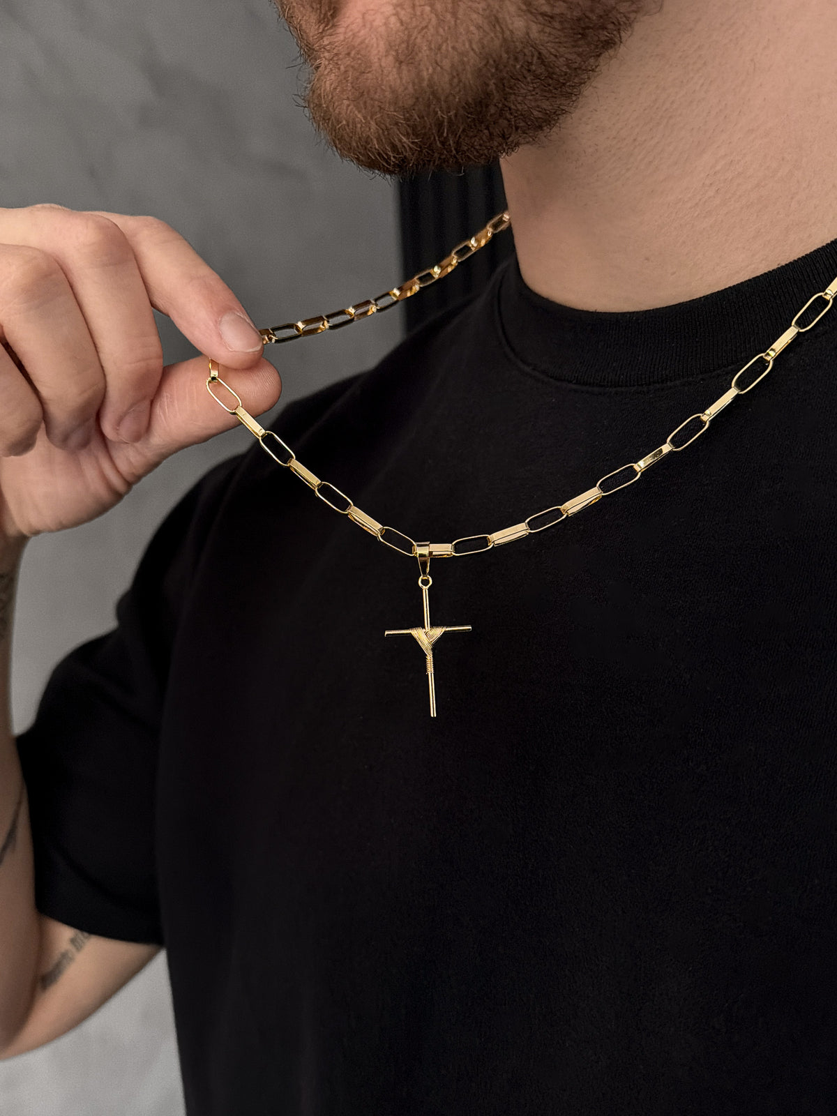 Corrente Tijolinho 4mm com Pingente Cruz Amarrada Banhada a Ouro 18k, foto 4