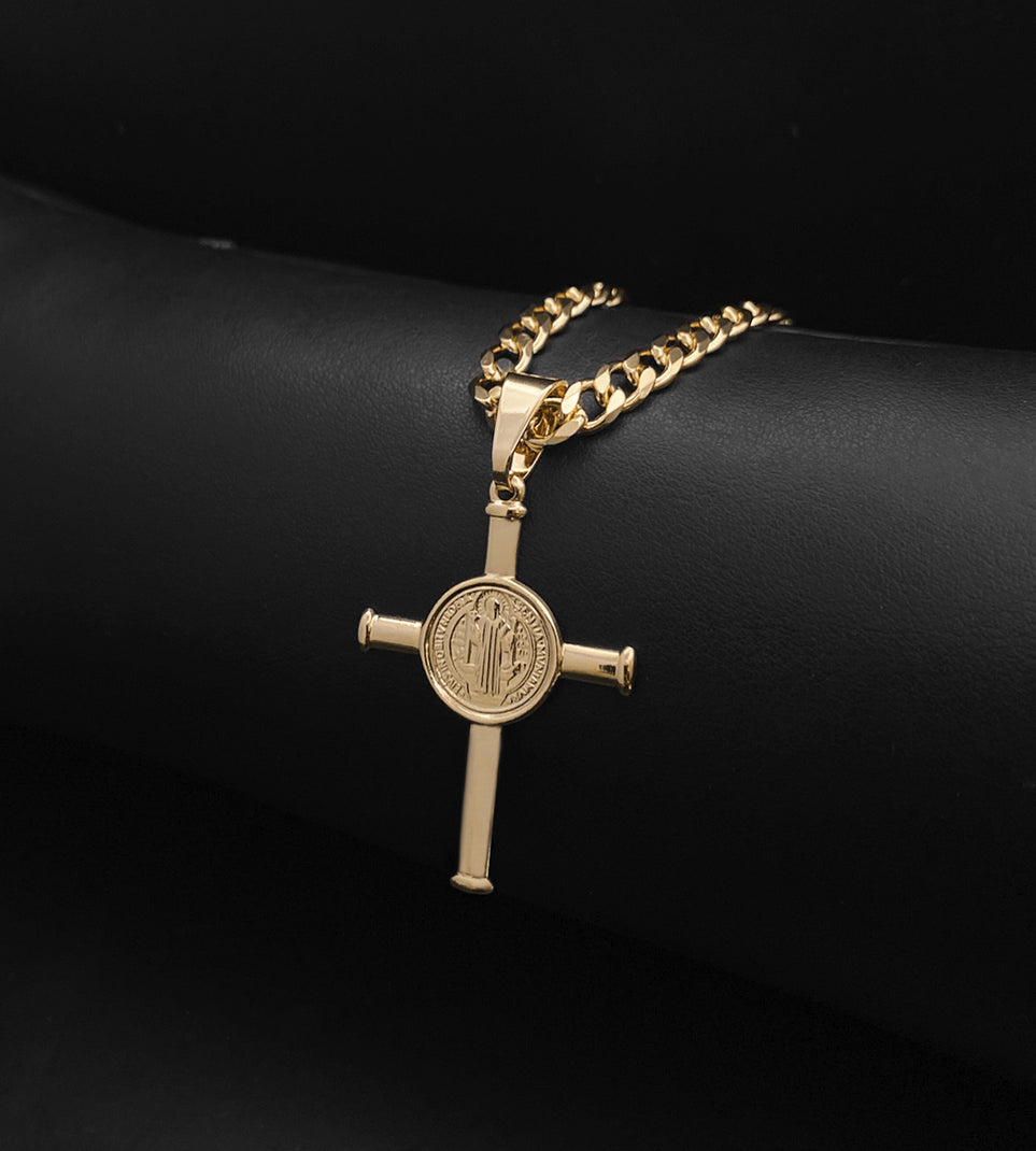 Pingente Cruz São Bento 3,5x2,5cm Banhado a Ouro 18k