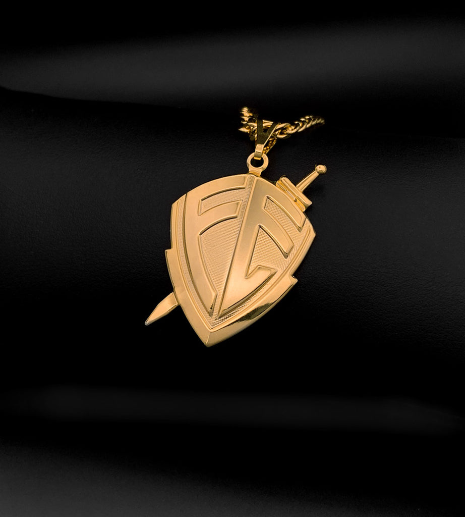 Pingente Escudo Fé Detalhado Pequeno 3x2cm Banhado a Ouro 18k